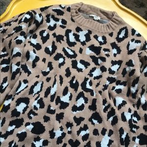 Leapord sweater